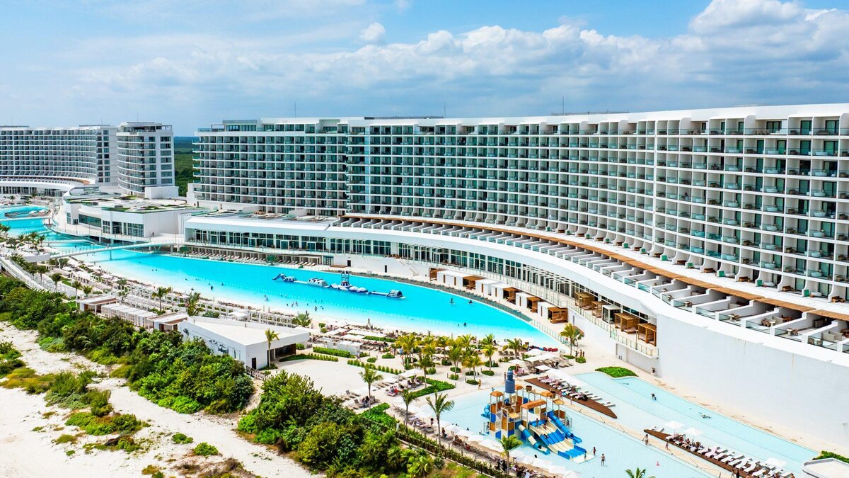 Is Mexico Safe? What the Travel Advisories Actually Say About Cancún and the Riviera Maya